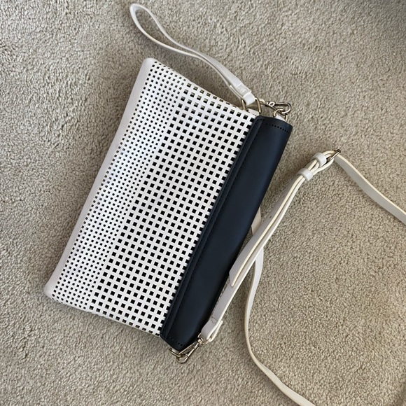 Zara Purse - Picture 3 of 4